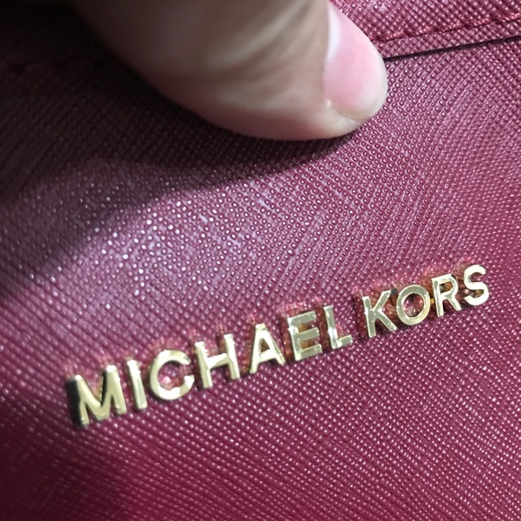 Sold - Picture 5 of 7